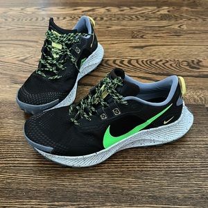 Nike Pegasus Trail 3 Runner Men’s 9.5
